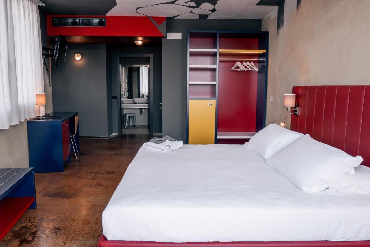 K Modern Hotel Πεσκιέρα ντελ Γκάρντα Εξωτερικό φωτογραφία