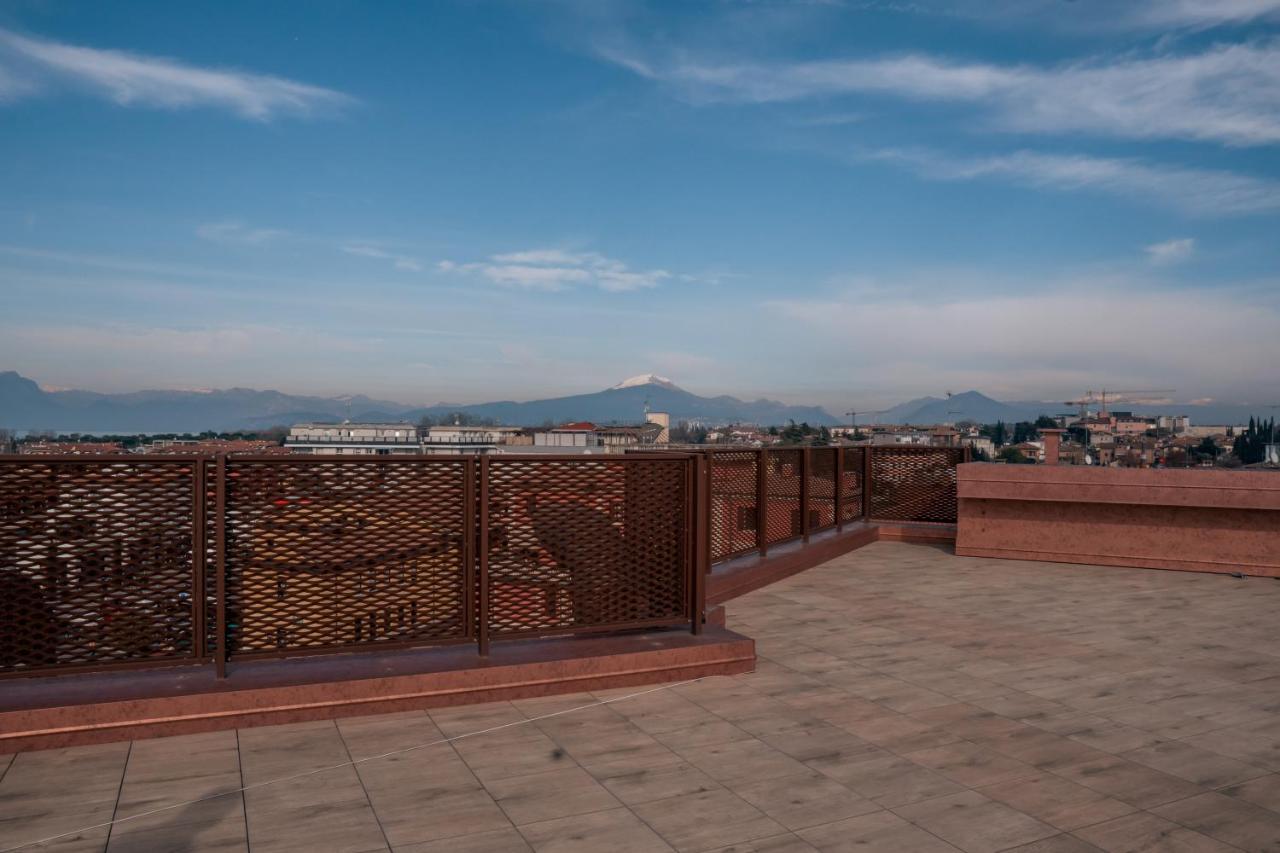 K Modern Hotel Πεσκιέρα ντελ Γκάρντα Εξωτερικό φωτογραφία