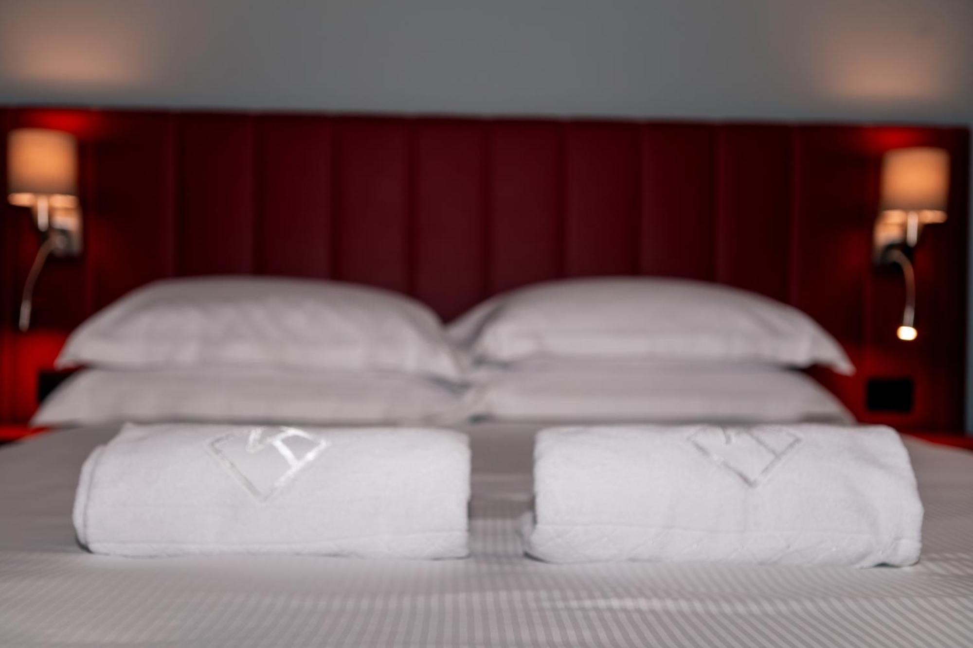 K Modern Hotel Πεσκιέρα ντελ Γκάρντα Εξωτερικό φωτογραφία